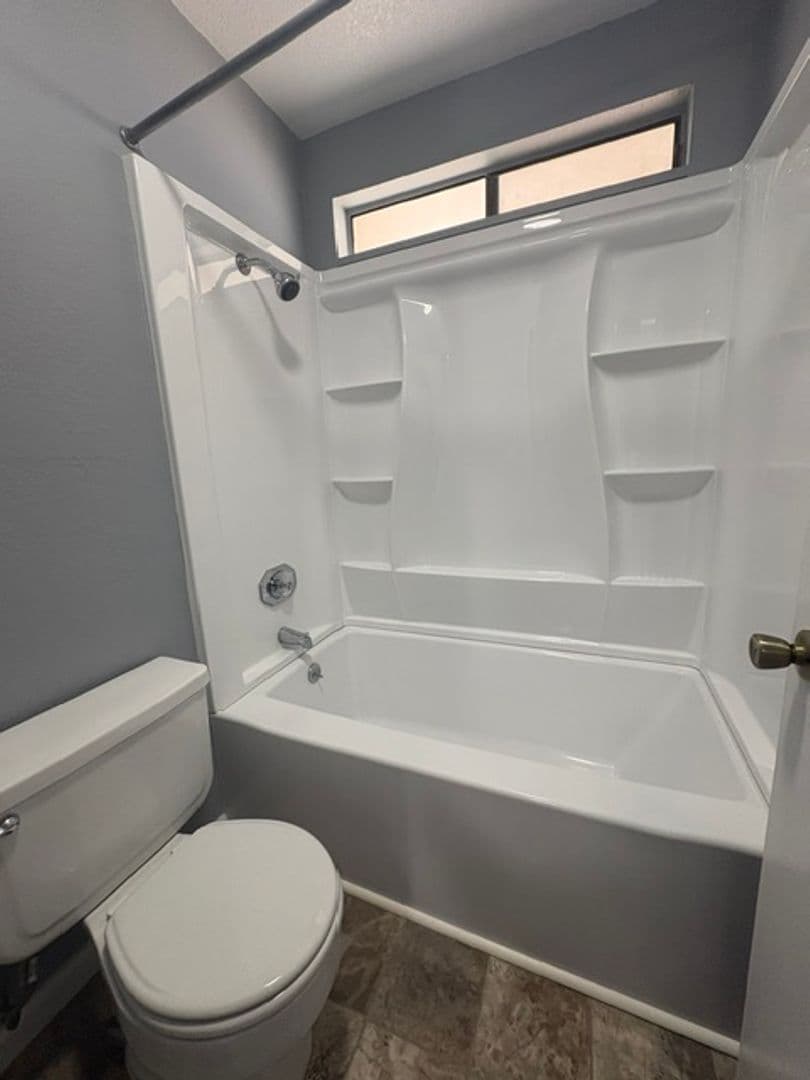 Auburn Apartment: Rock Creek Apartments