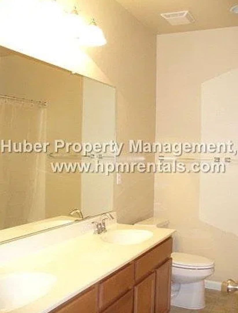 Auburn House: 11004 Caballo Circle