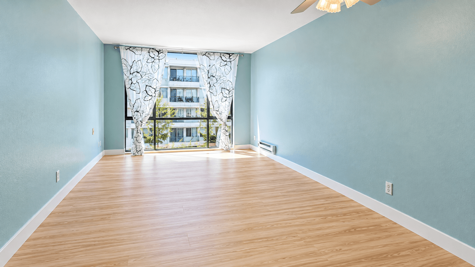 San Francisco House: 1000 Franklin Street #408