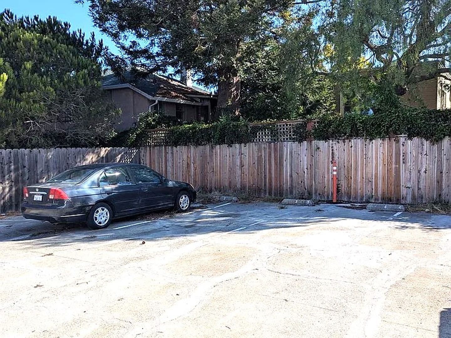Berkeley Apartment: 929 Delaware Street