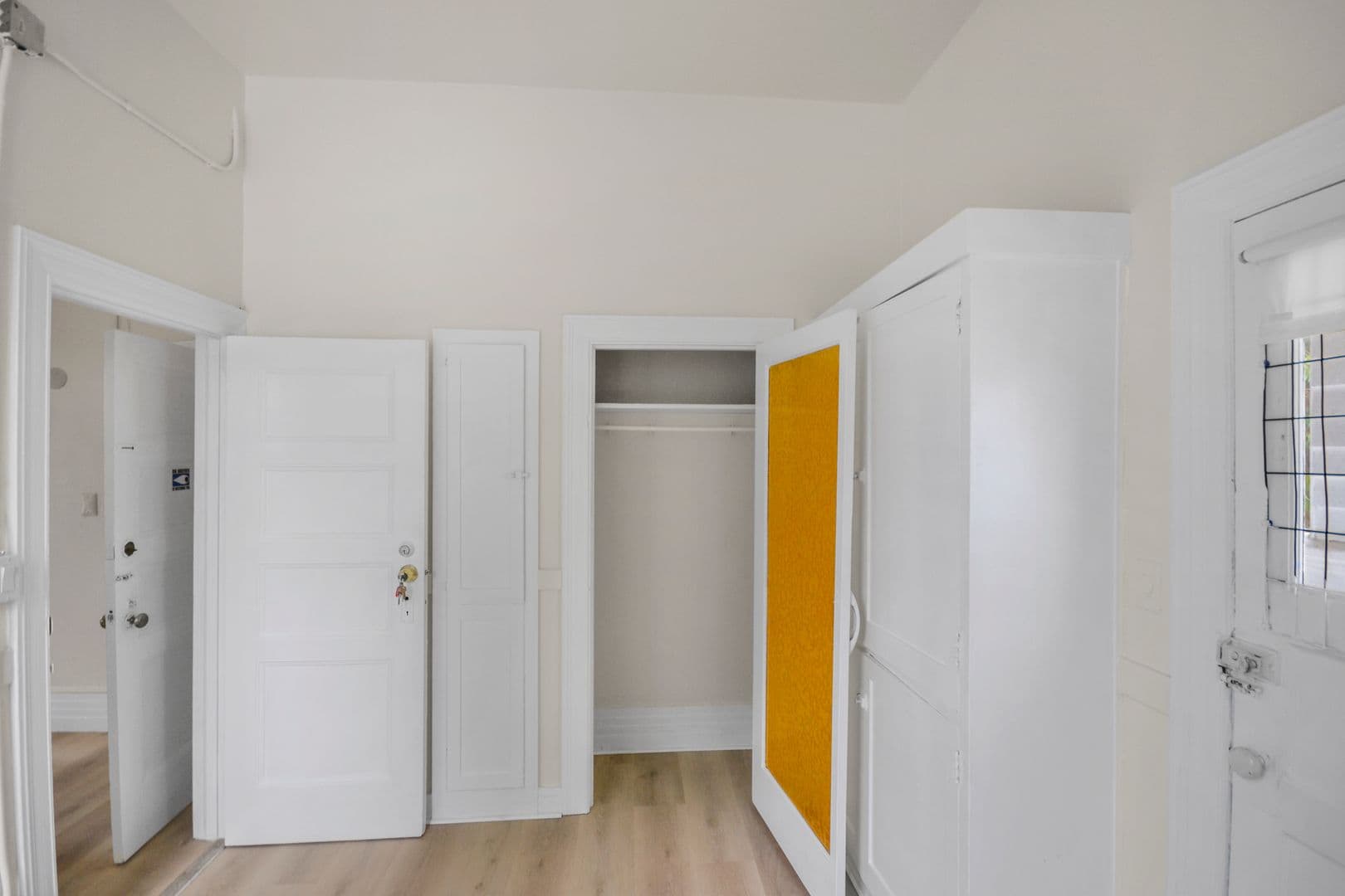 Berkeley Apartment: 2509 Dana St