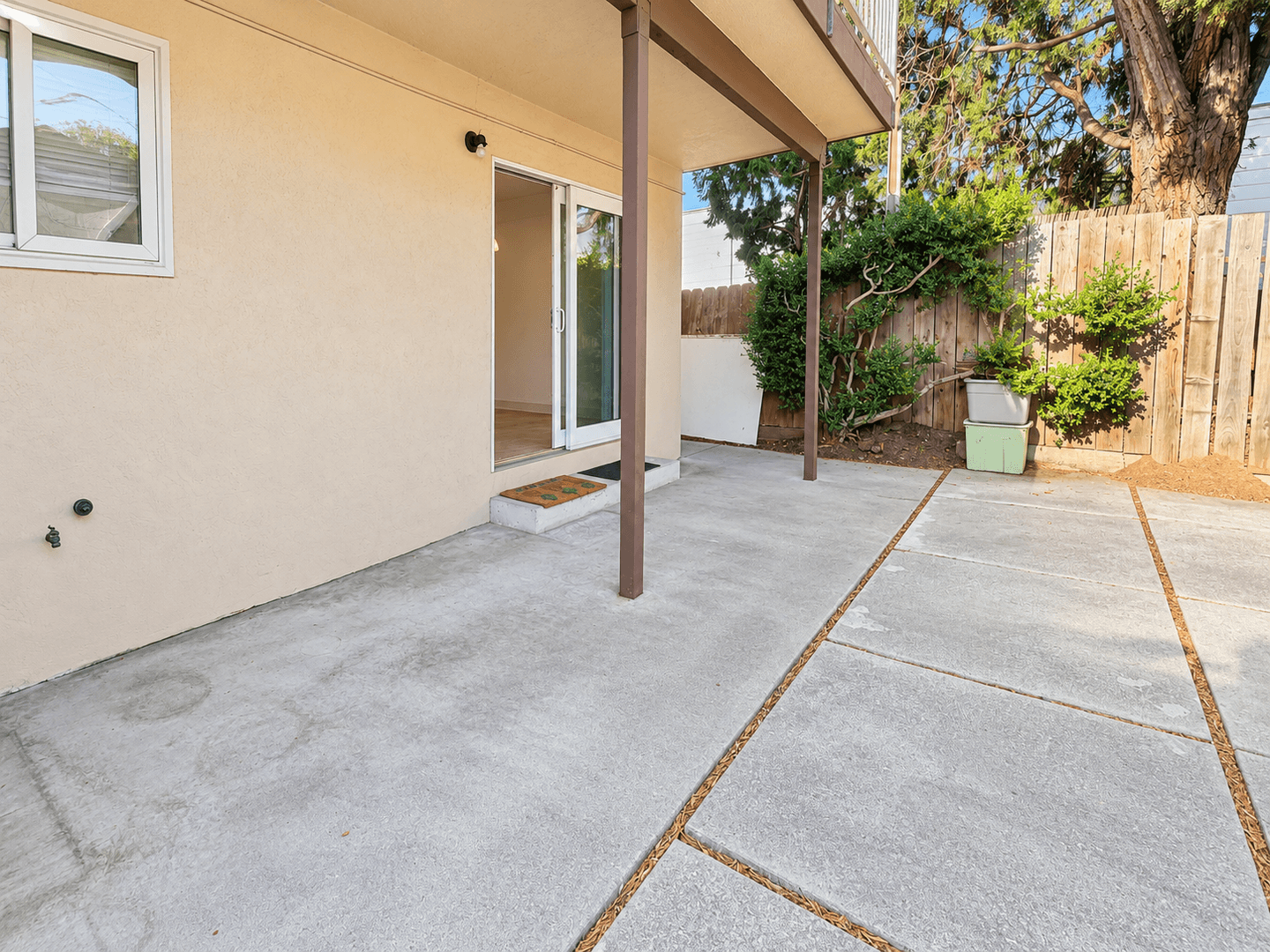 El Cerrito Apartment: 5862 El Dorado St