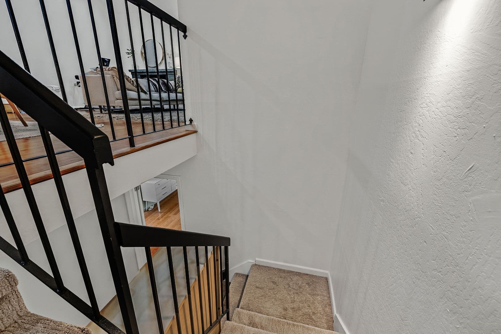 Hayward House: 3238 Monika Lane