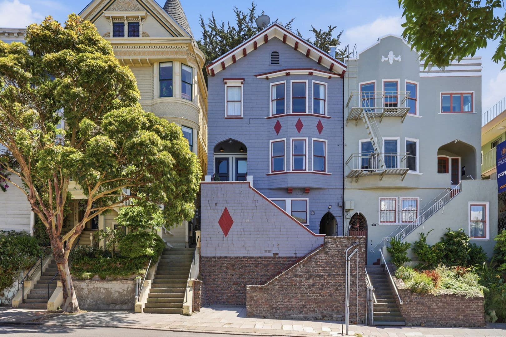 San Francisco House: 1223 Waller St