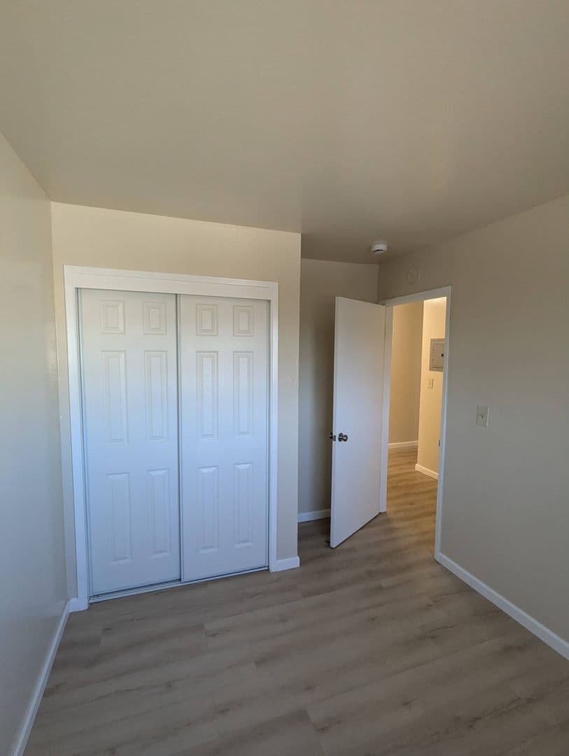 Berkeley Apartment: 929 Delaware Street