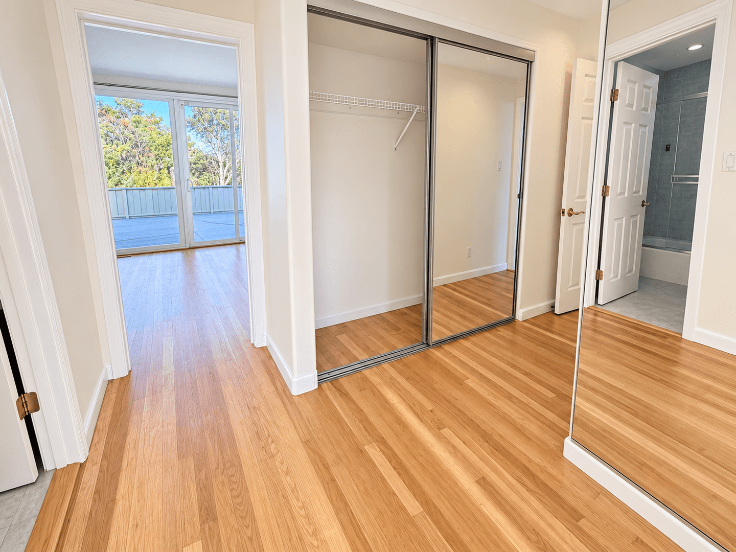 Millbrae House: 1064 Ridgewood Dr