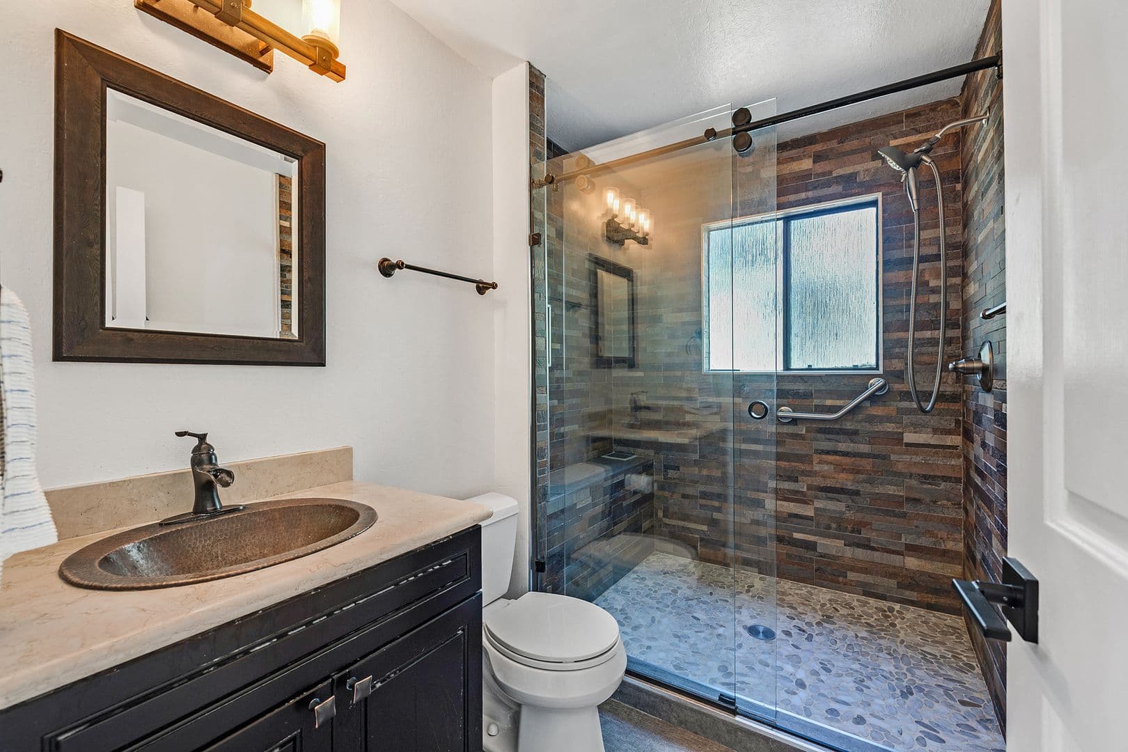 Hayward House: 3238 Monika Lane