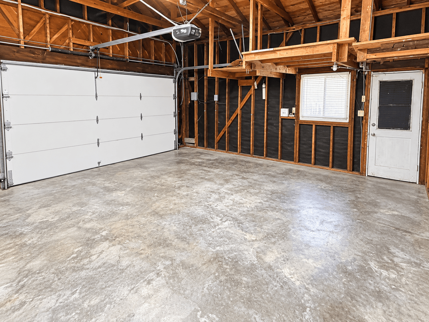 El Cerrito House: 747 Ashbury Ave