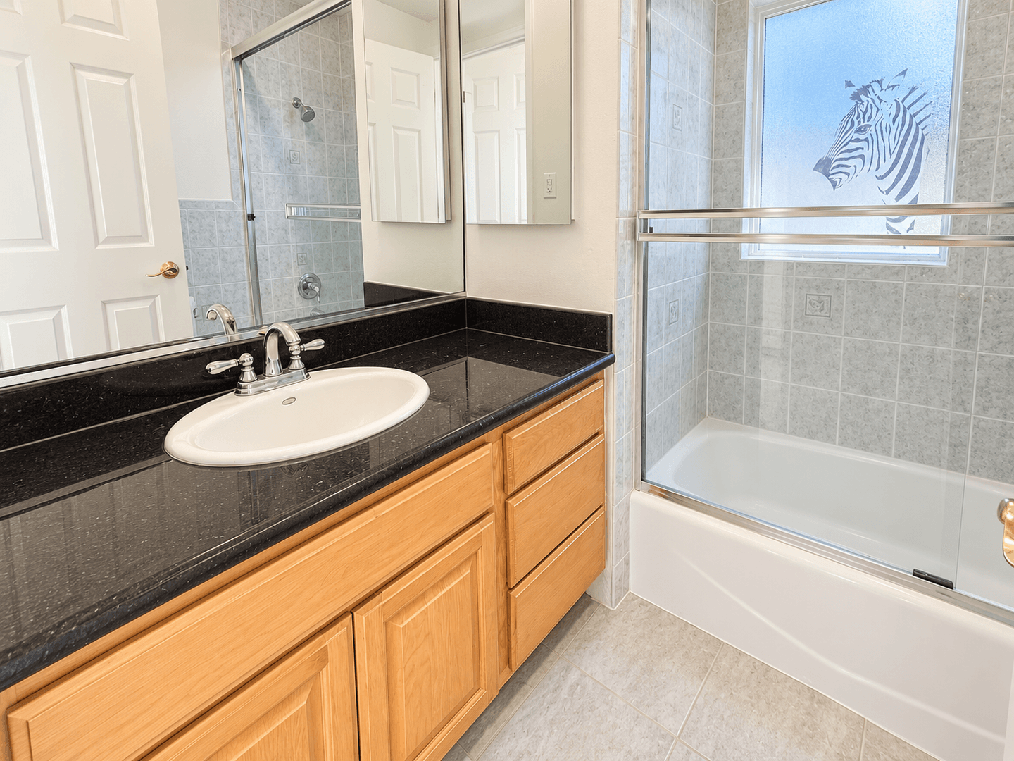 Millbrae House: 1064 Ridgewood Dr