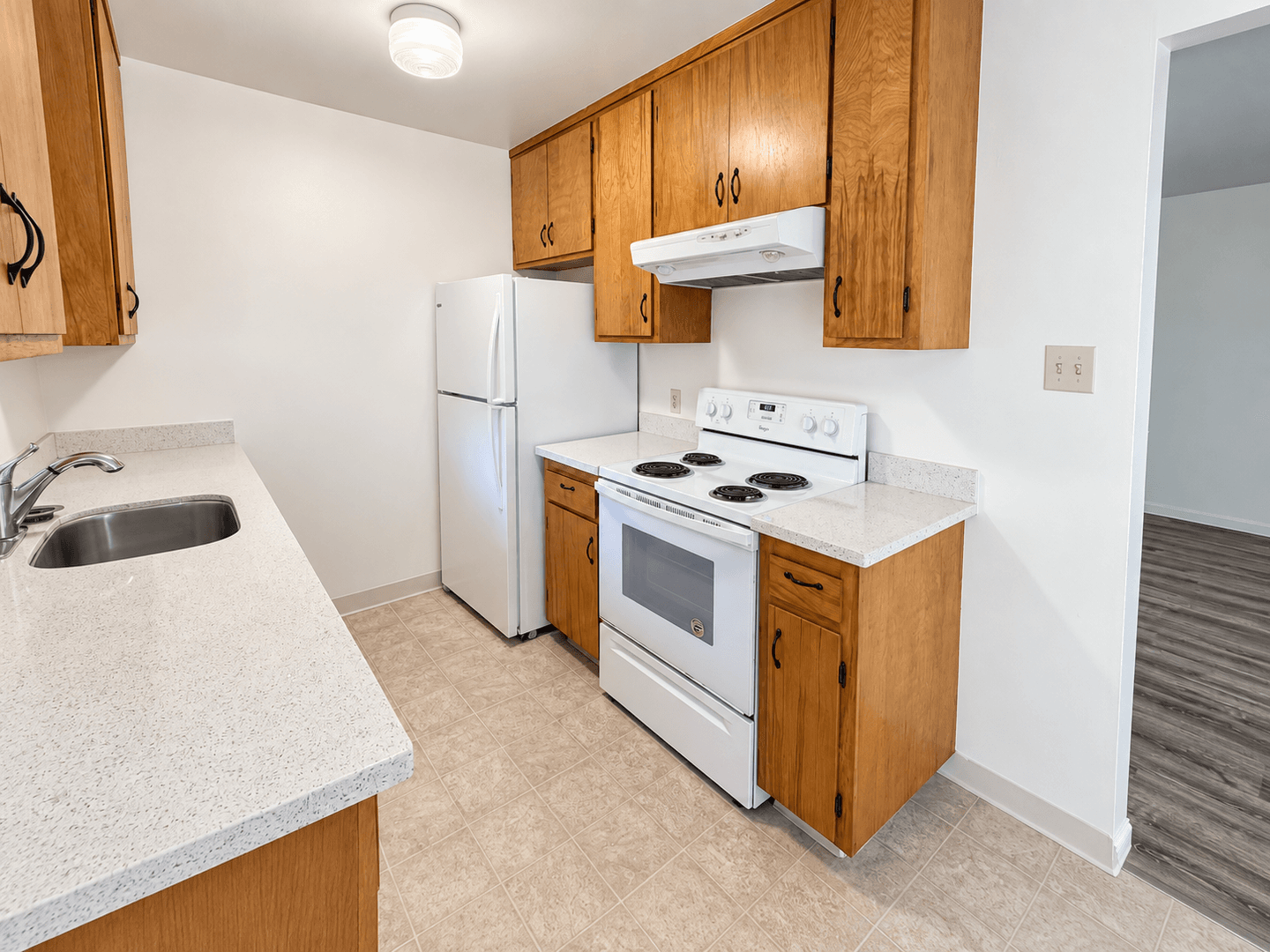 El Cerrito Apartment: 5862 El Dorado St
