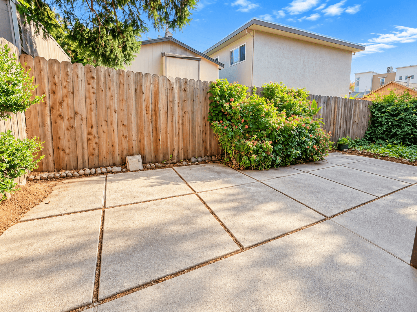 El Cerrito Apartment: 5862 El Dorado St