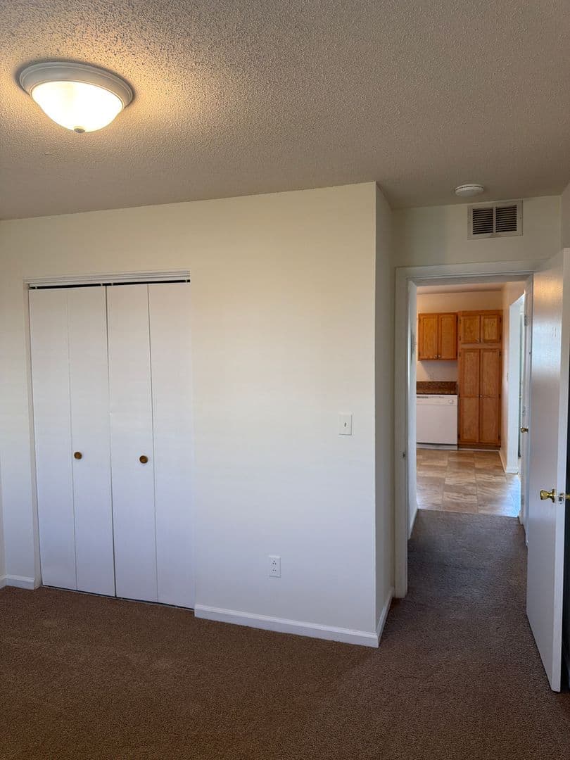 Kernersville Apartment: 1000 Salisbury Street Apt 5-B