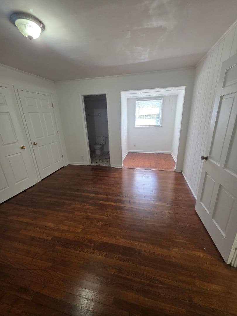 Winston-Salem House: 233 Methodist Drive