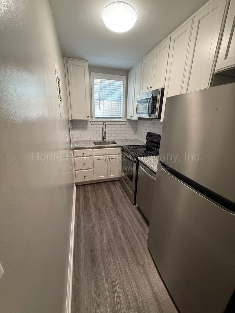 Winston-Salem Apartment: 805 West End Blvd Apt B-4