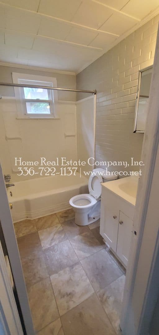 Winston-Salem Apartment: 1321 Cunningham Avenue