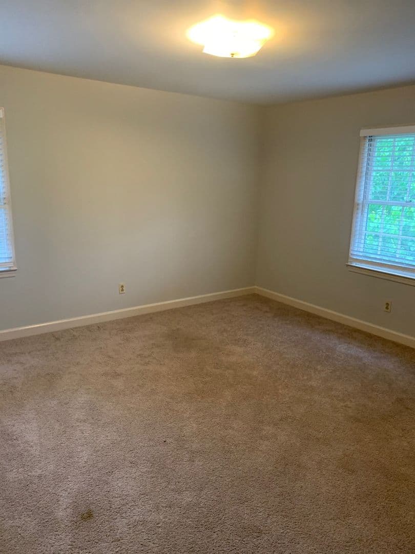 Winston-Salem Apartment: 1194 W. Fourth Street Apt C