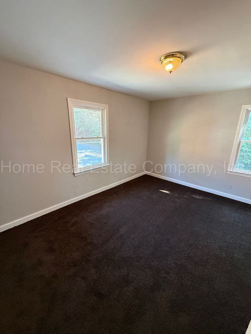 Winston-Salem Apartment: 1435 Clark Avenue Apt C
