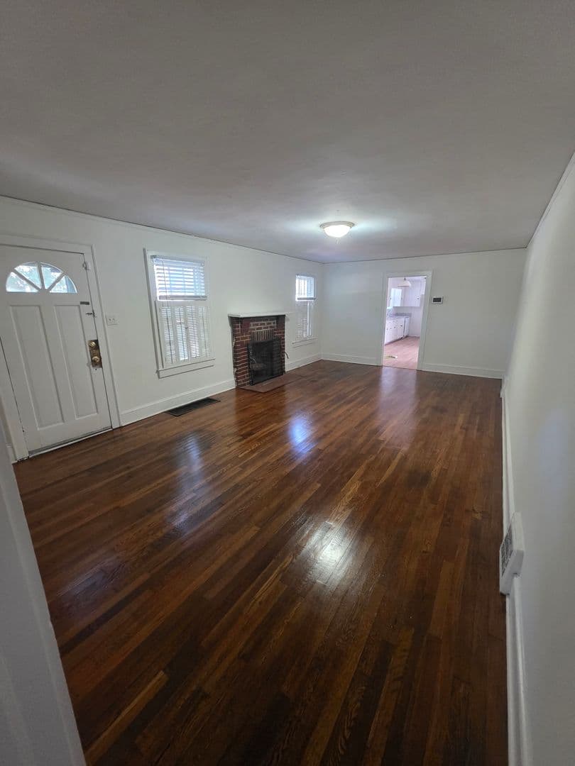 Winston-Salem House: 233 Methodist Drive