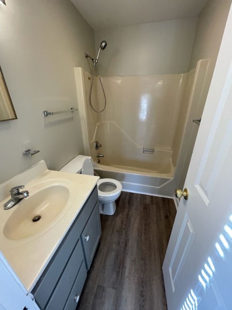 Winston-Salem Apartment: 1401 W. First Street Apt C