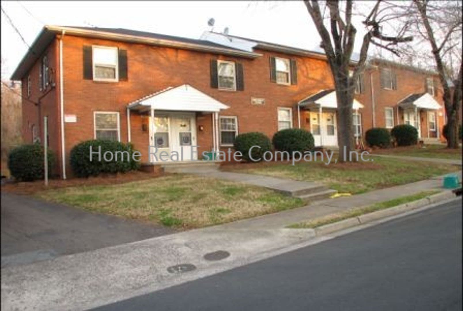 Winston-Salem Apartment: 1619 W. Northwest Blvd