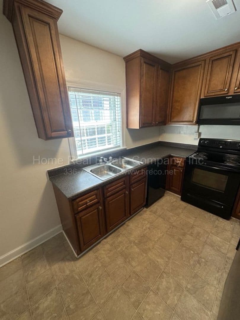 Winston-Salem Apartment: 807 West End Blvd Apt C-10
