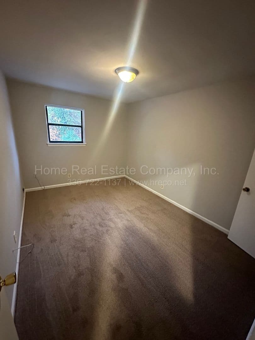 Winston-Salem Apartment: 151 Westdale Avenue Apt F
