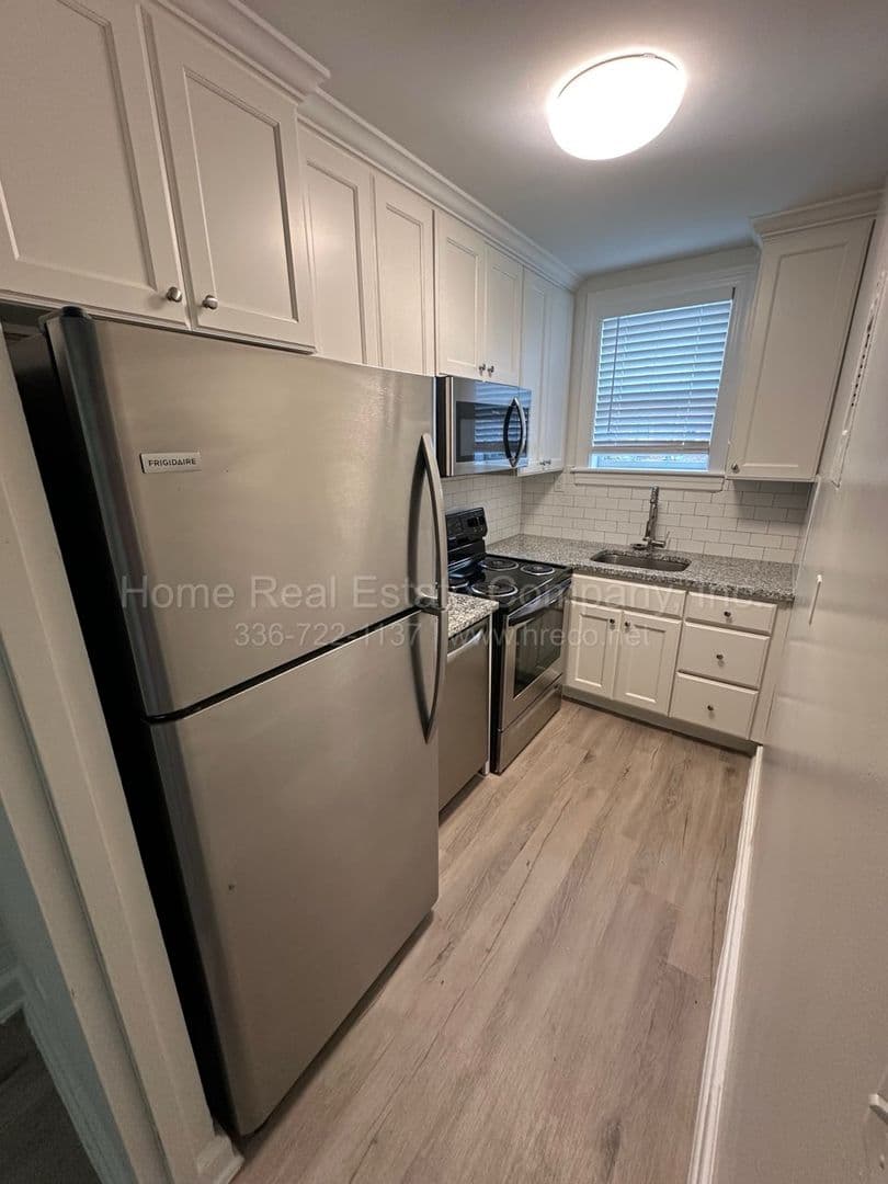 Winston-Salem Apartment: 805 West End Blvd Apt B-1
