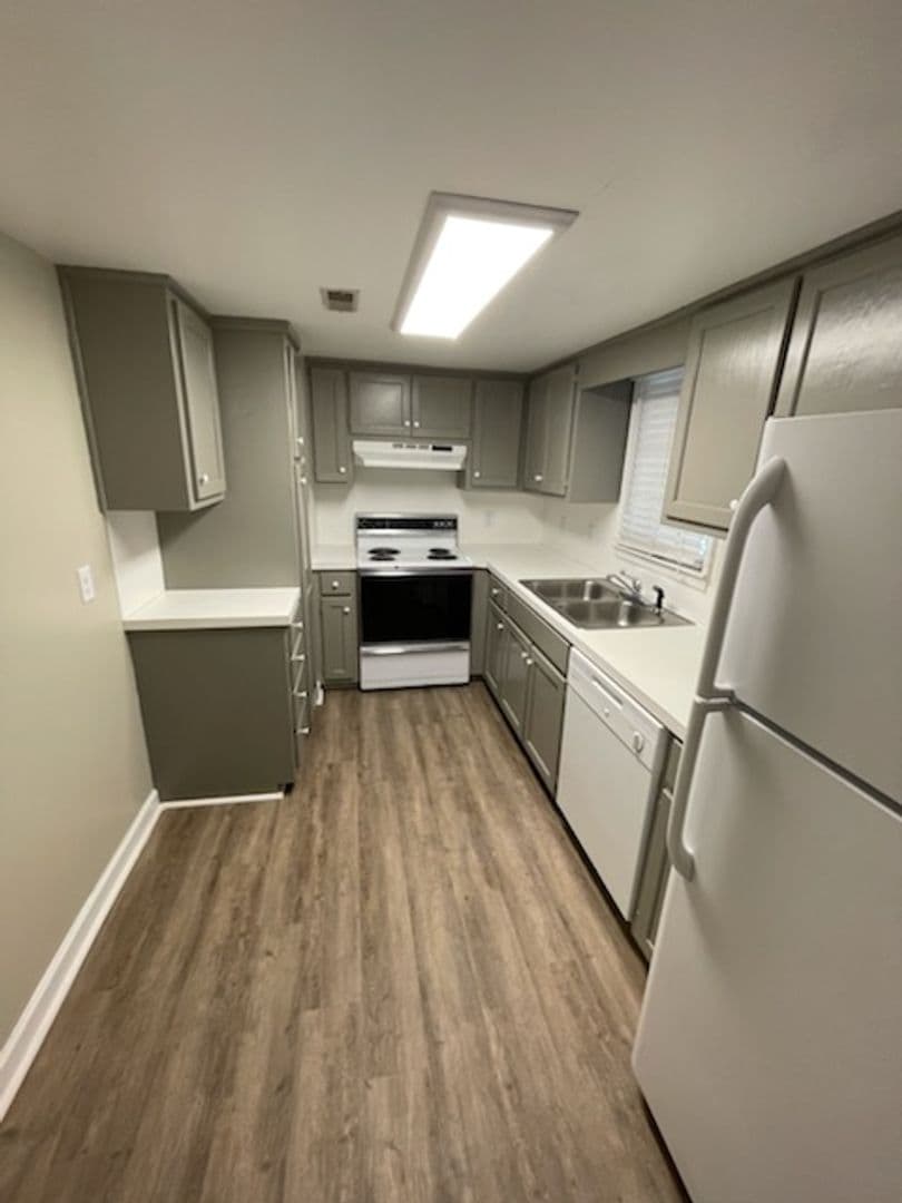 Winston-Salem Apartment: 1401 W. First Street Apt C