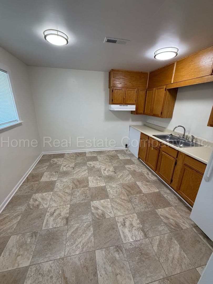 Winston-Salem Apartment: 646 Mulberry Street