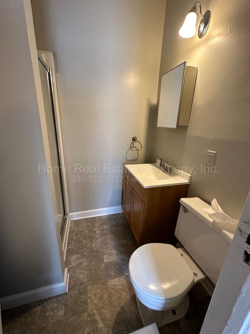 Winston-Salem Apartment: 1428 Glade Street