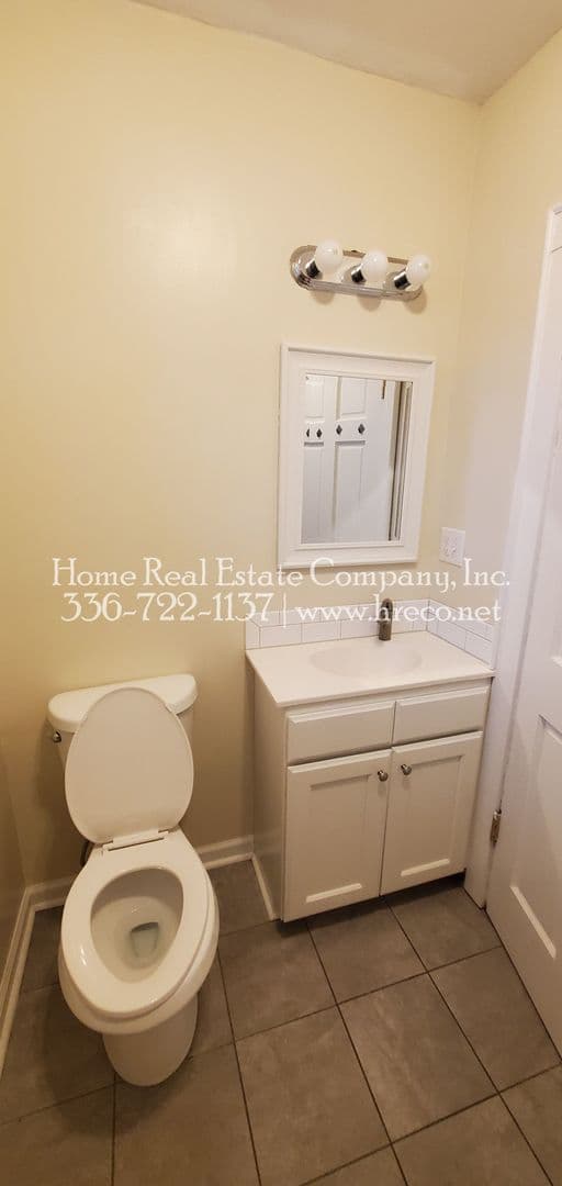 Winston-Salem Apartment: 415 N. Spring Street Apt #4