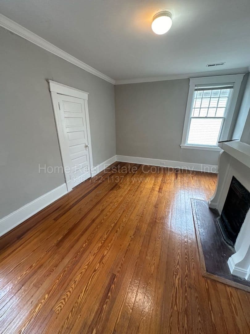 Winston-Salem Apartment: 1428 Glade Street
