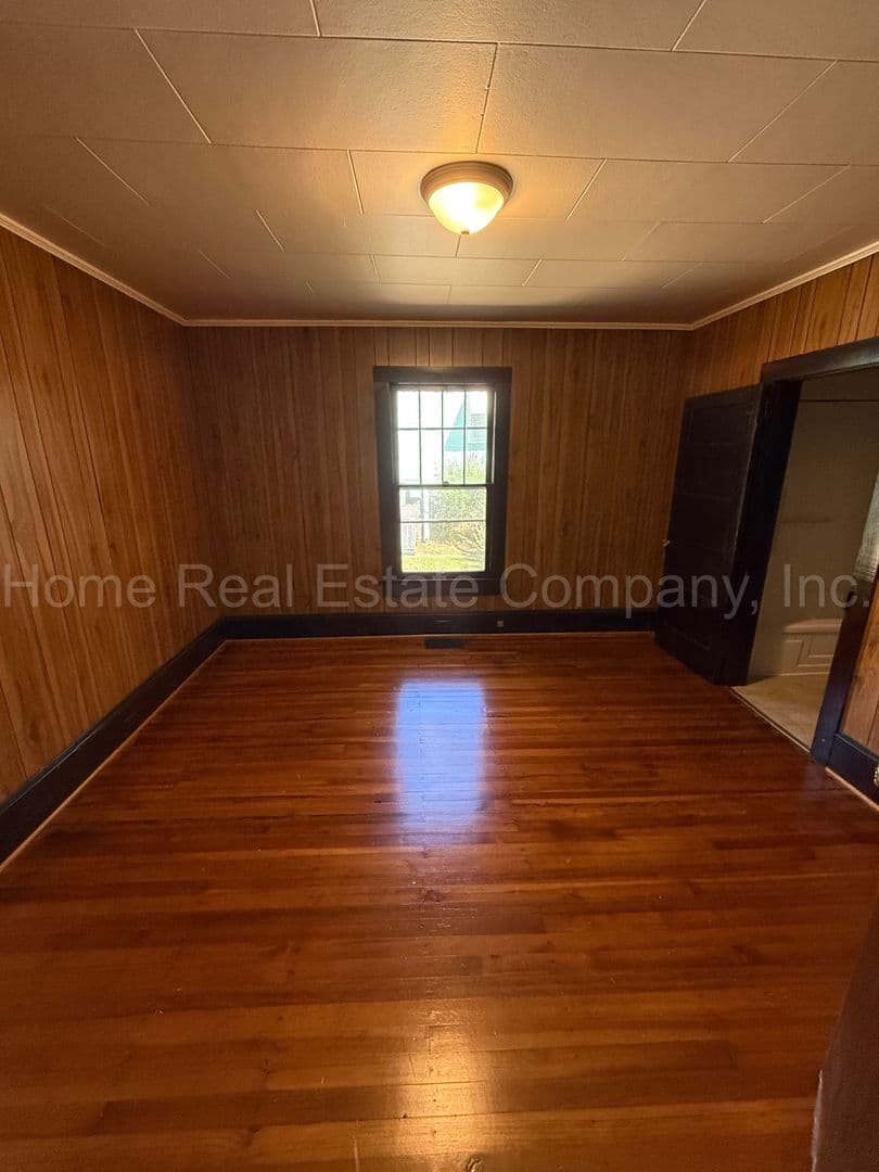 Winston-Salem House: 1118 Franklin Street