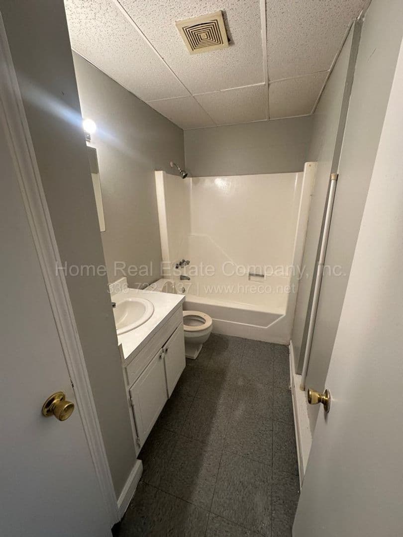 Winston-Salem Apartment: 151 Westdale Avenue Apt A