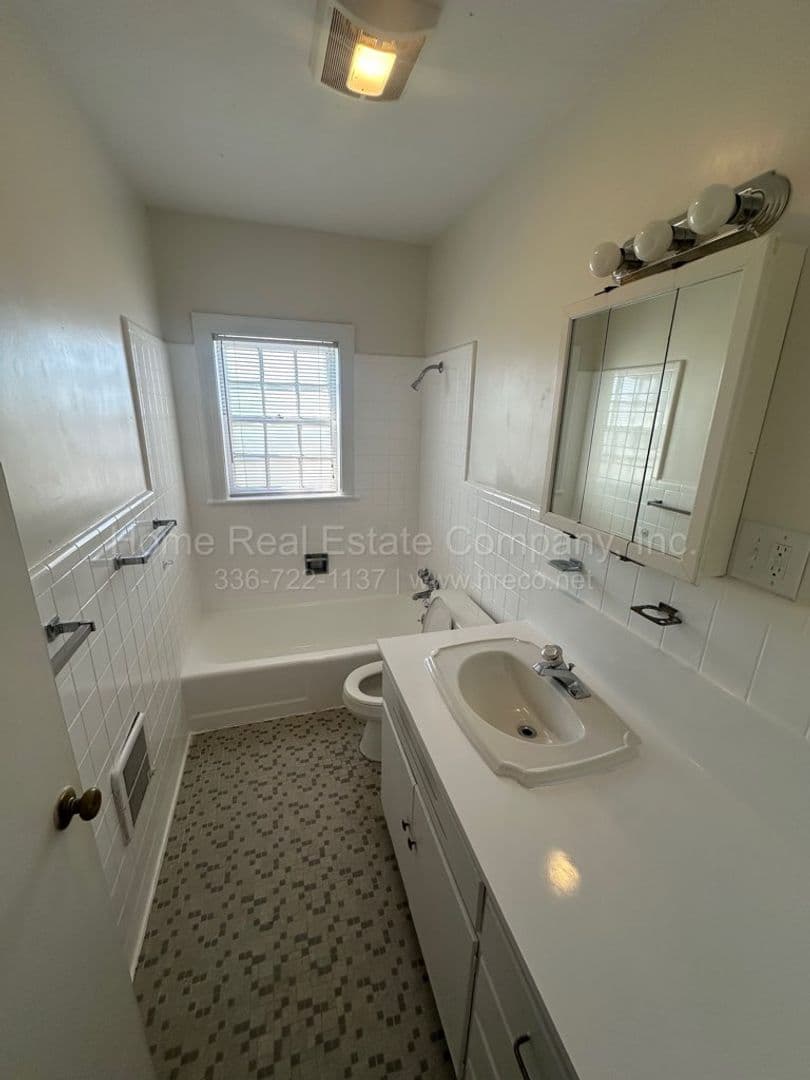 Winston-Salem Apartment: 807 West End Blvd Apt C-10