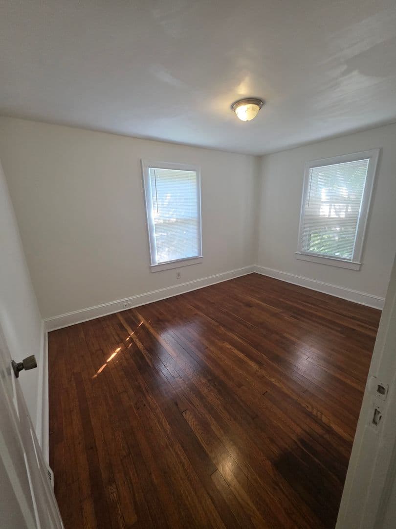 Winston-Salem House: 233 Methodist Drive