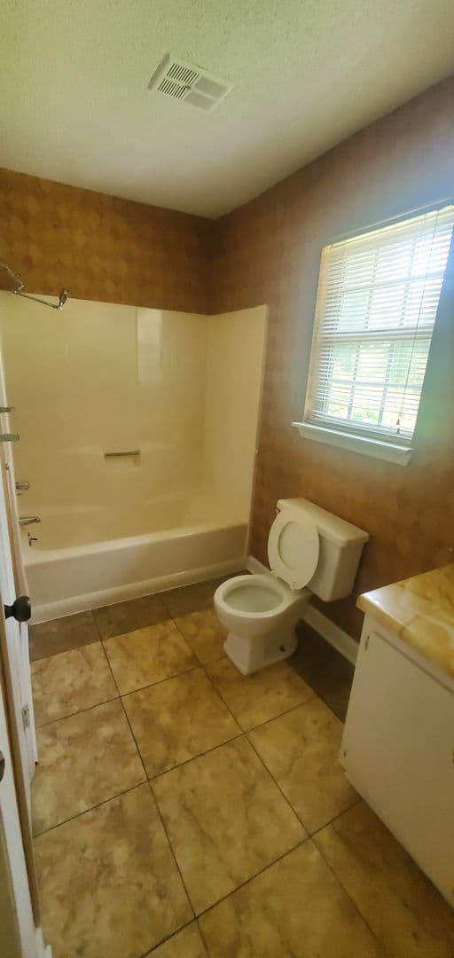 Winston-Salem Apartment: 3455 Valley Road