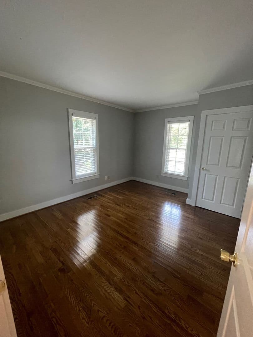 Winston-Salem House: 325 N. Avalon Road