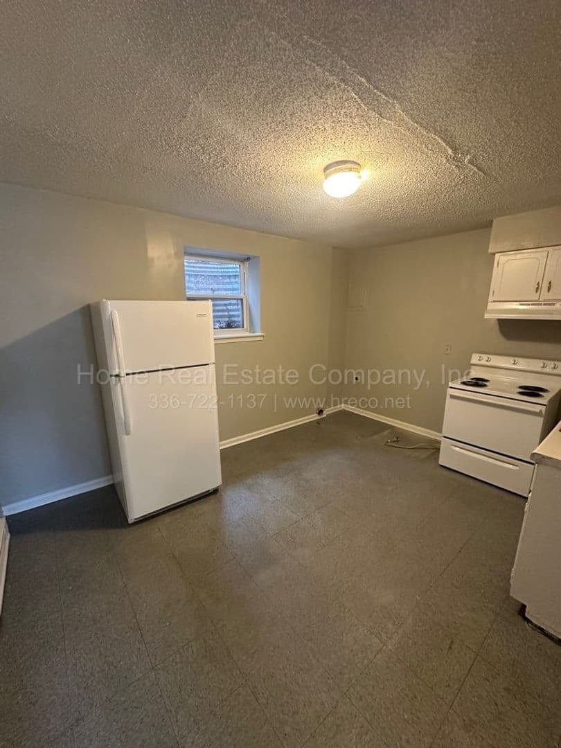 Winston-Salem Apartment: 151 Westdale Avenue Apt A
