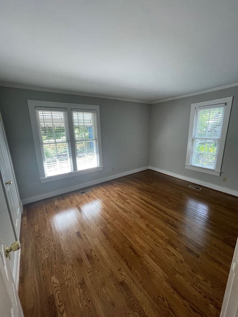 Winston-Salem House: 325 N. Avalon Road