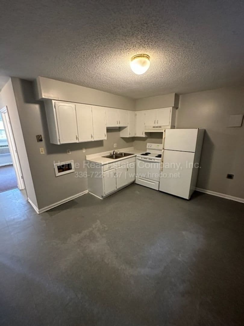 Winston-Salem Apartment: 151 Westdale Avenue Apt C
