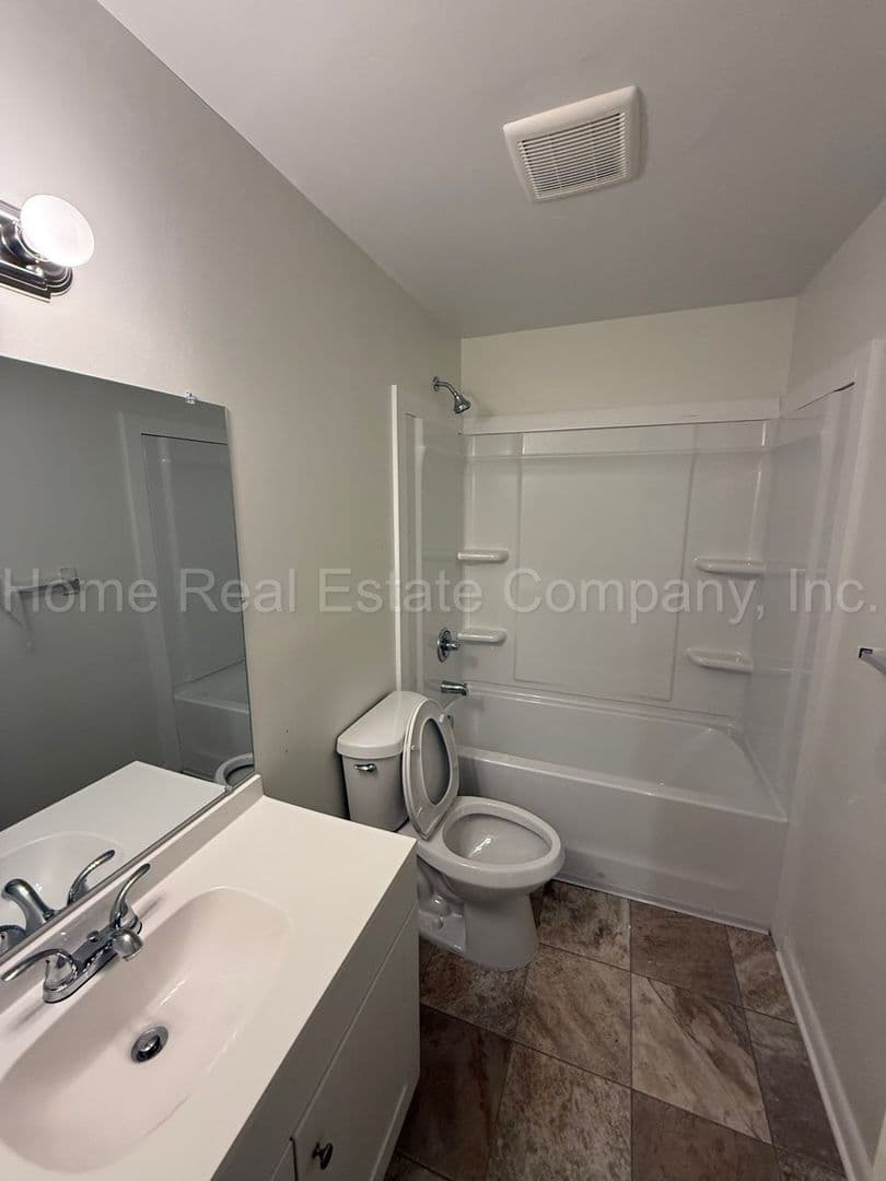 Winston-Salem Apartment: 646 Mulberry Street