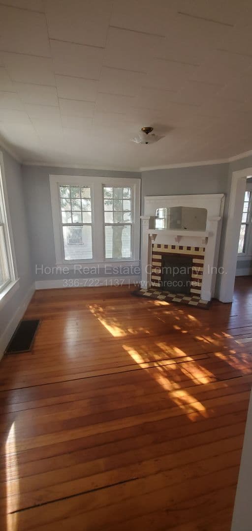 Winston-Salem House: 422 Spaugh Street