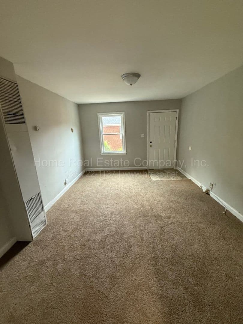 Winston-Salem Apartment: 1447 Clark Avenue Apt A