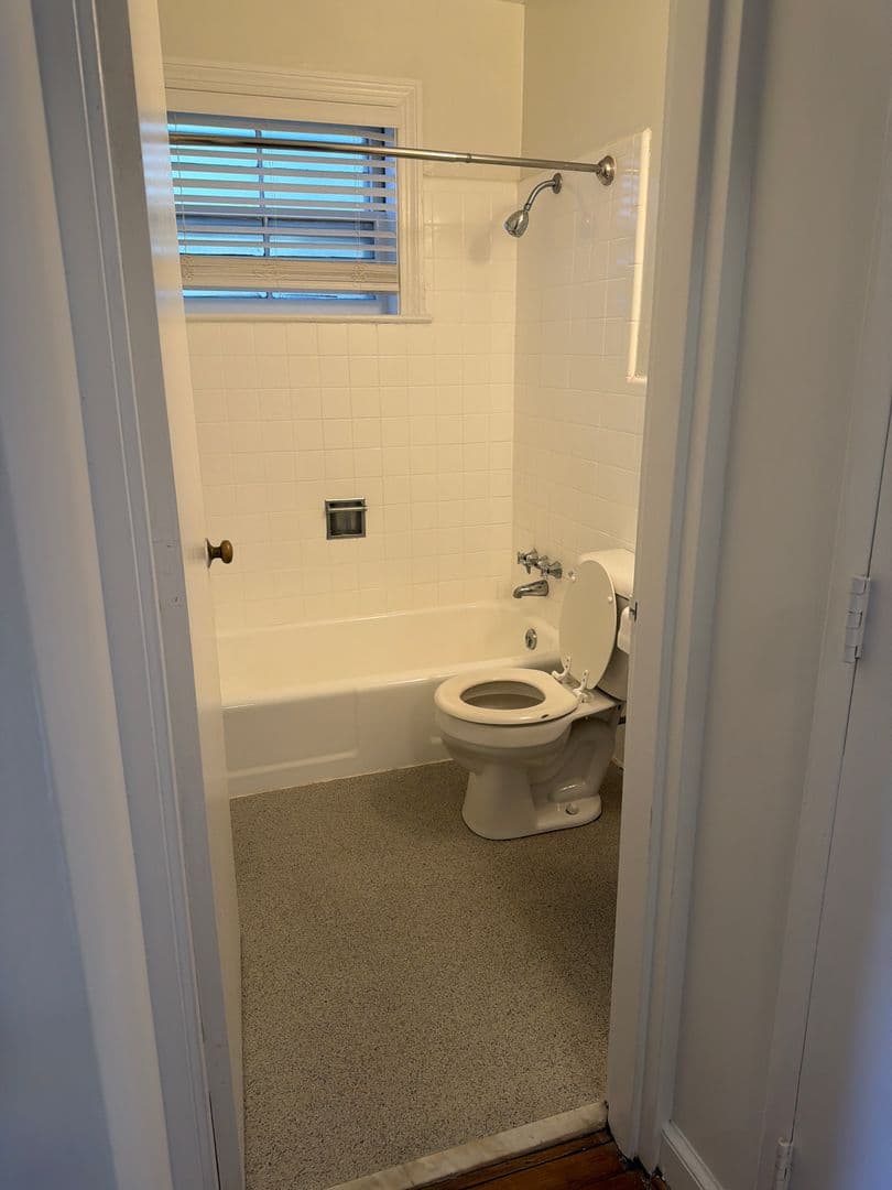 Winston-Salem Apartment: 805 West End Blvd Apt B-5