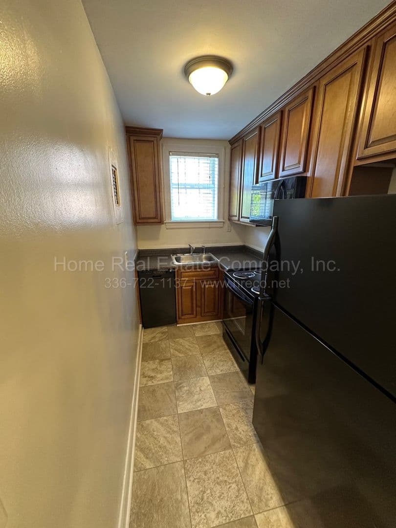 Winston-Salem Apartment: 807 West End Blvd Apt C-4
