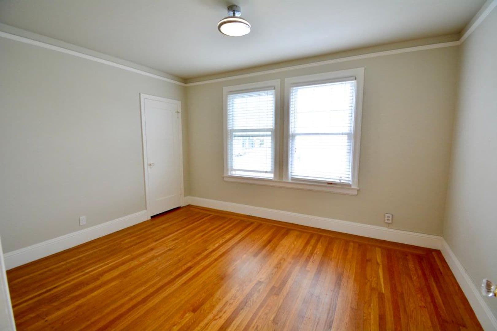 San Francisco Apartment: 2401 32nd Avenue