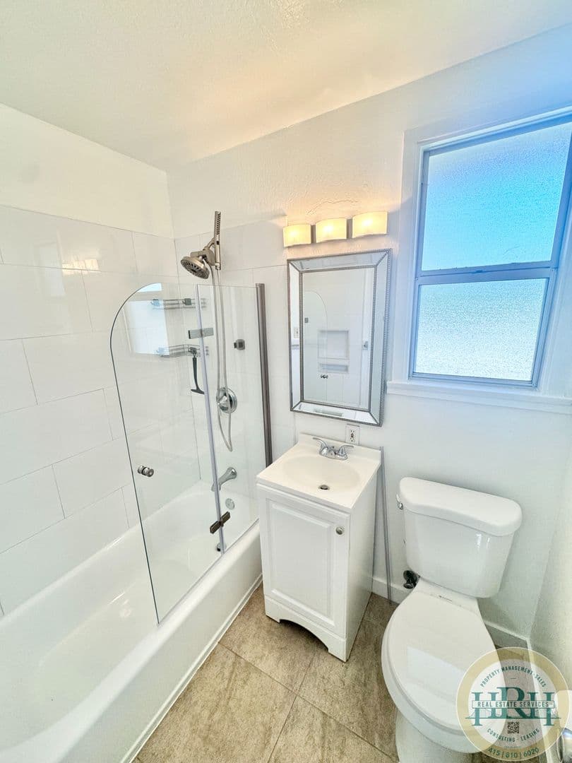 Novato Condo: 33 Livingston Court
