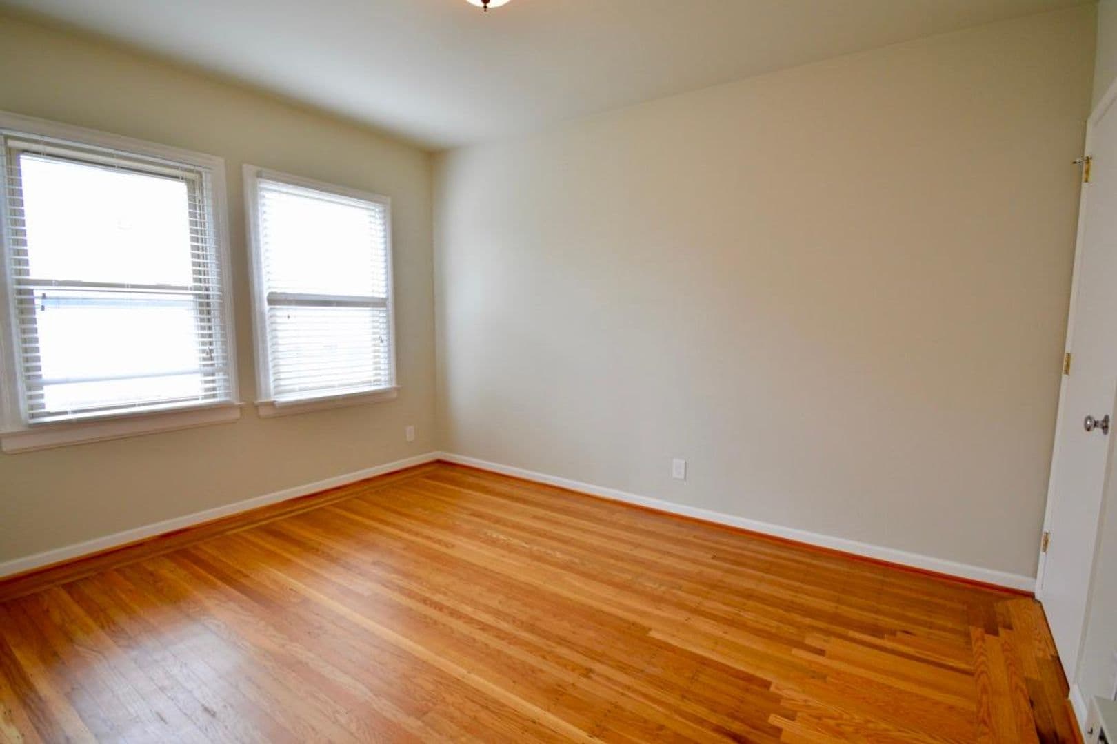 San Francisco Apartment: 2401 32nd Avenue