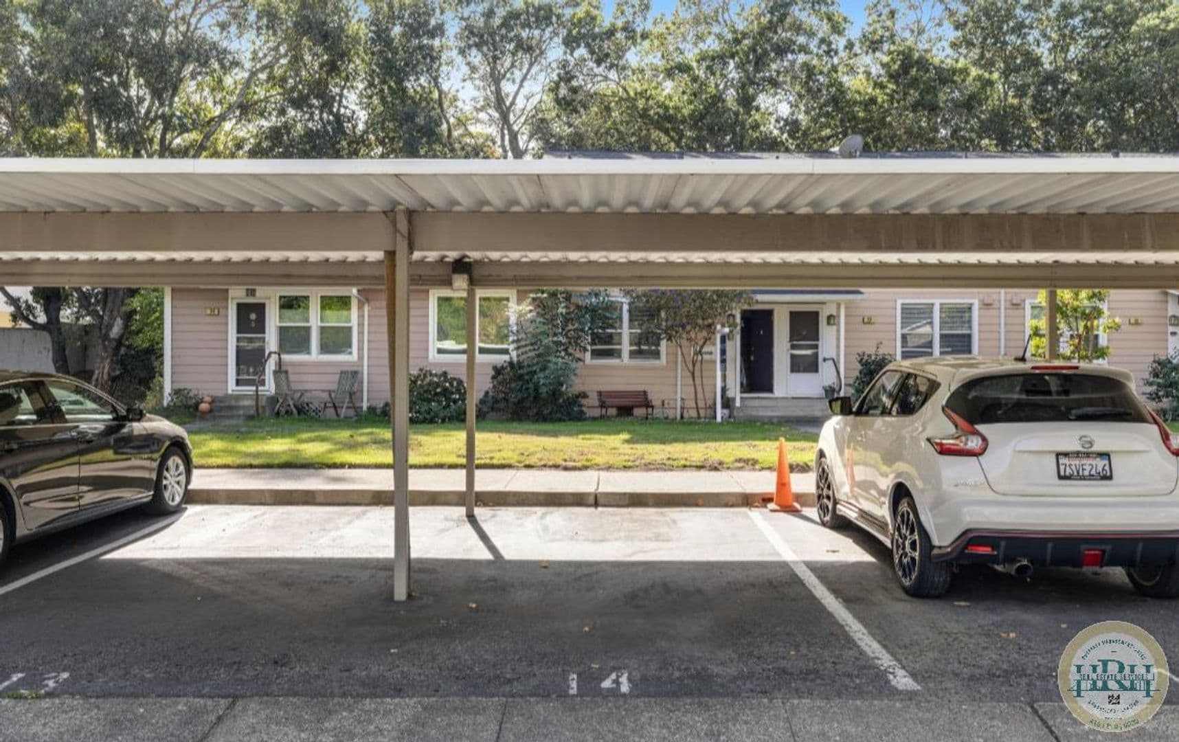 Novato Condo: 33 Livingston Court